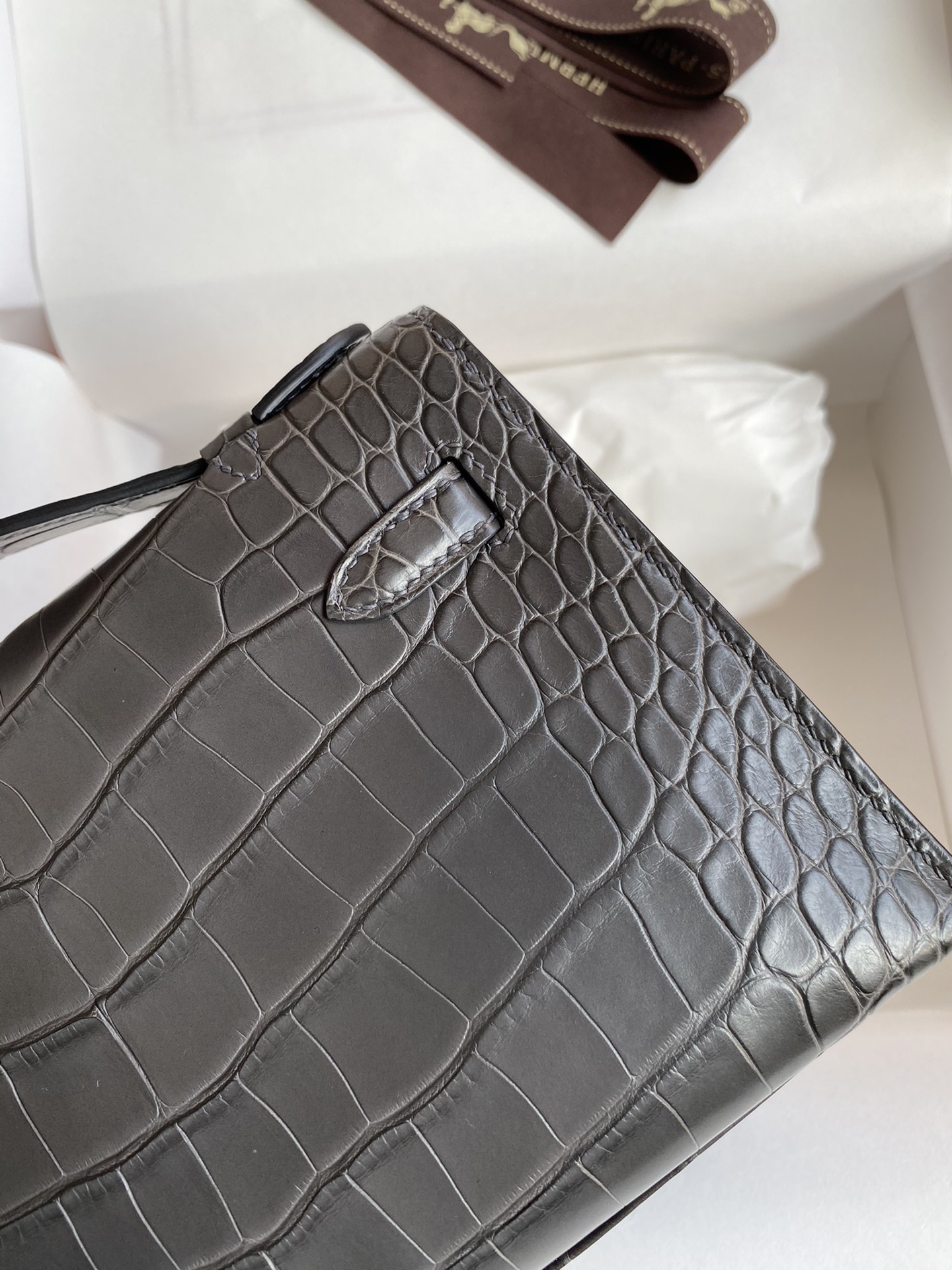 Hermes Mini Kelly Pochette 22cm Bag In Dark Grey Matte Alligator Leather